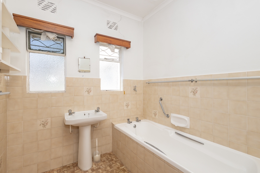 4 Bedroom Property for Sale in Bosbell Western Cape